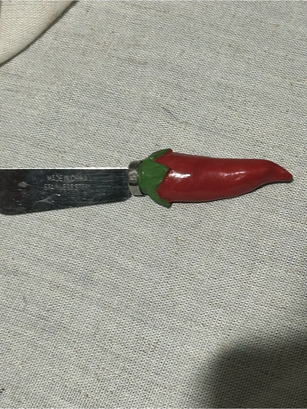 N/A decorative red